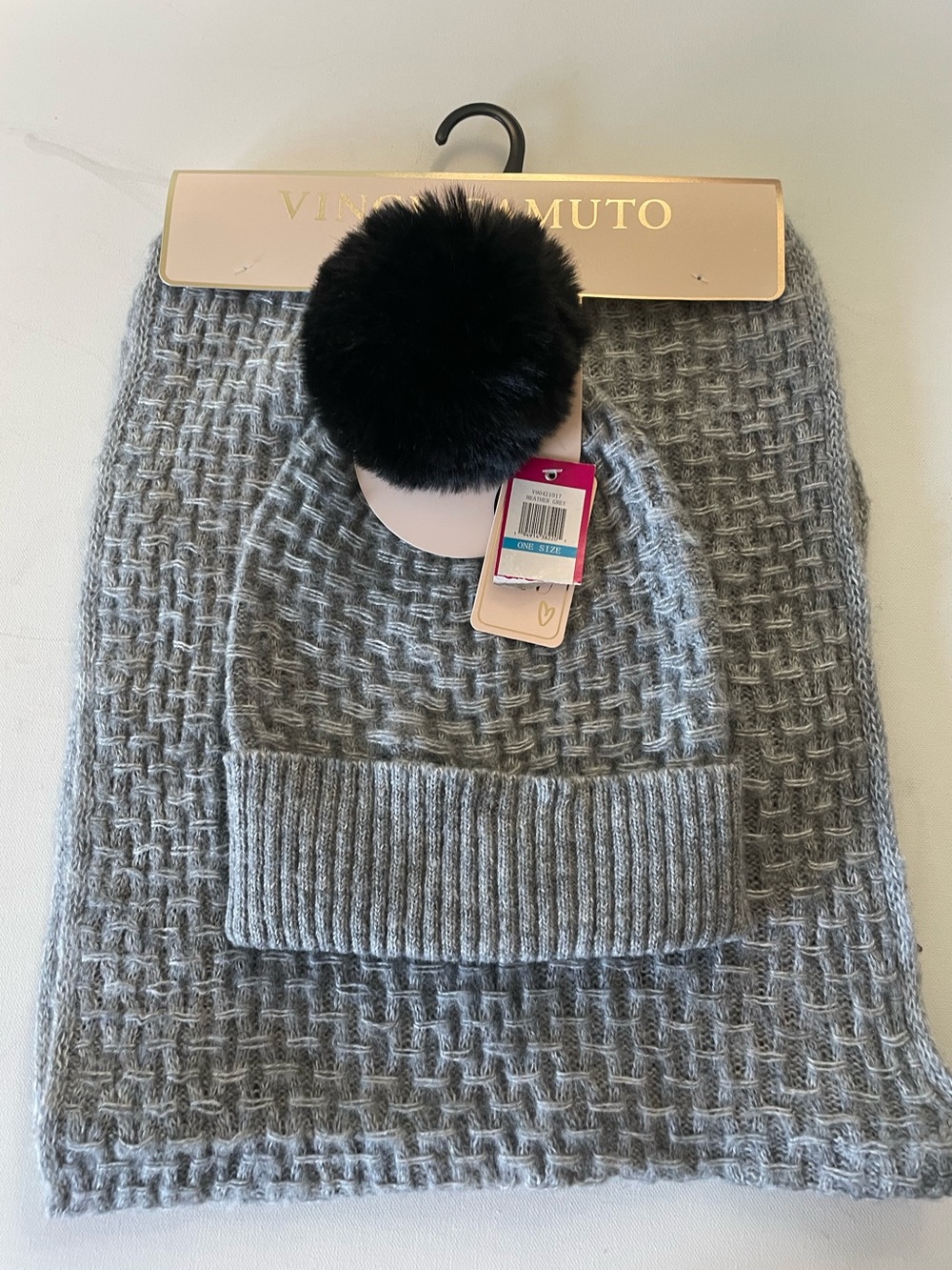 NWT Vince Camuto 2 Piece Faux Fur Pom Pom Beanie & Cable Knit Scarf Gray